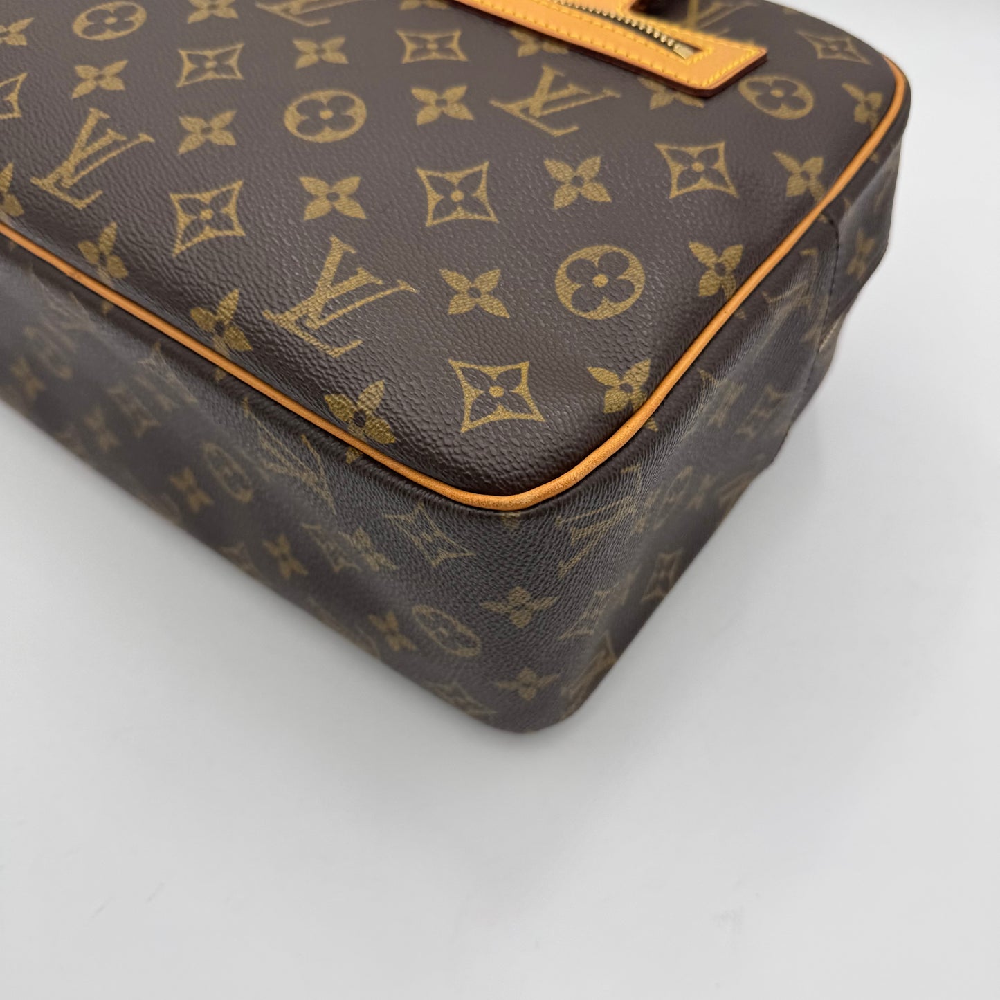 Louis Vuitton Monogram Cite GM