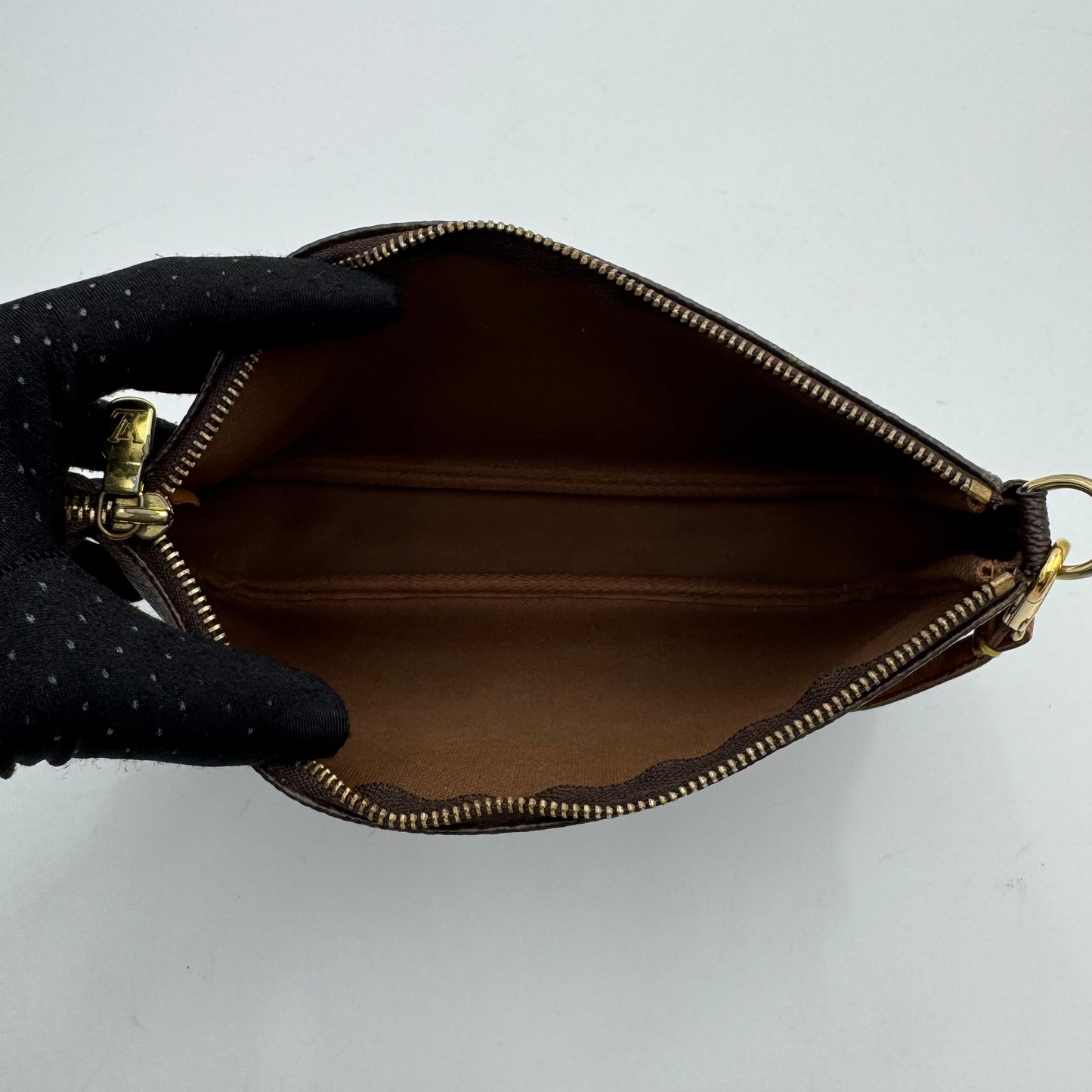 Louis Vuitton Monogram Pochette