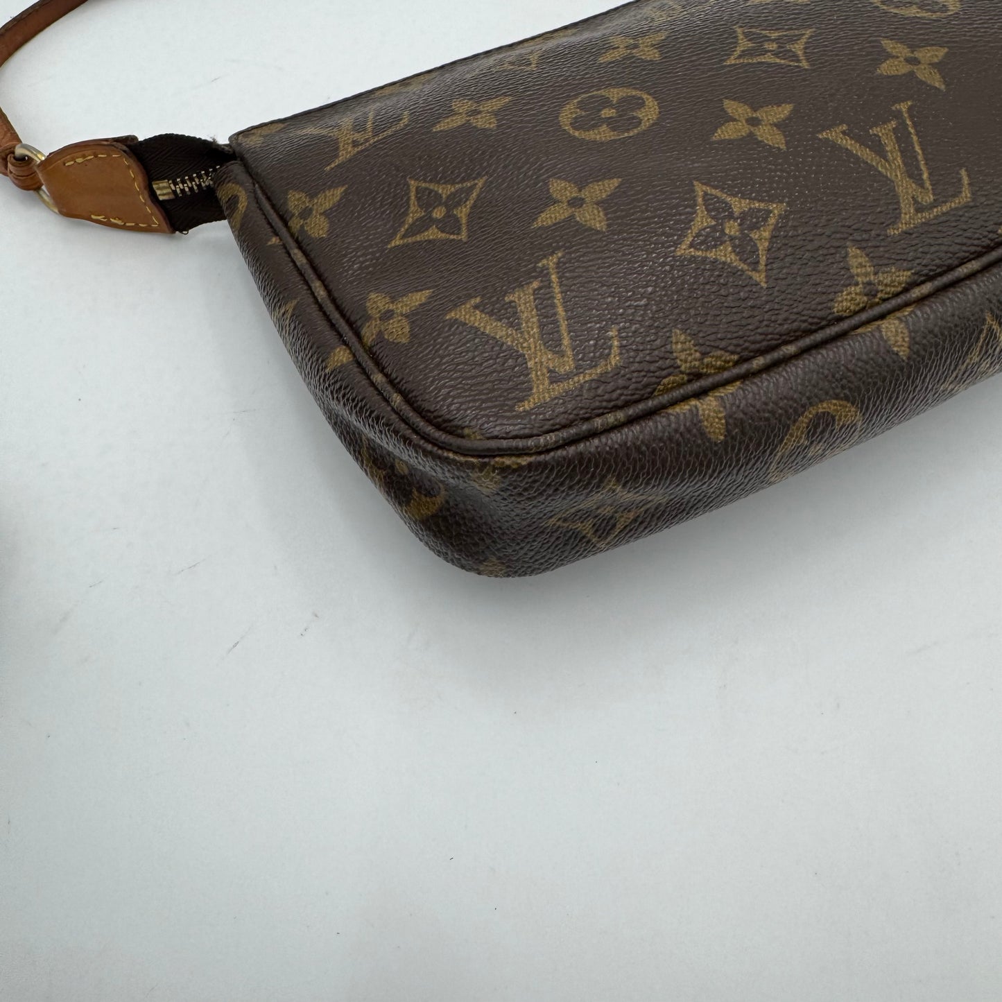 Louis Vuitton Monogram Pochette
