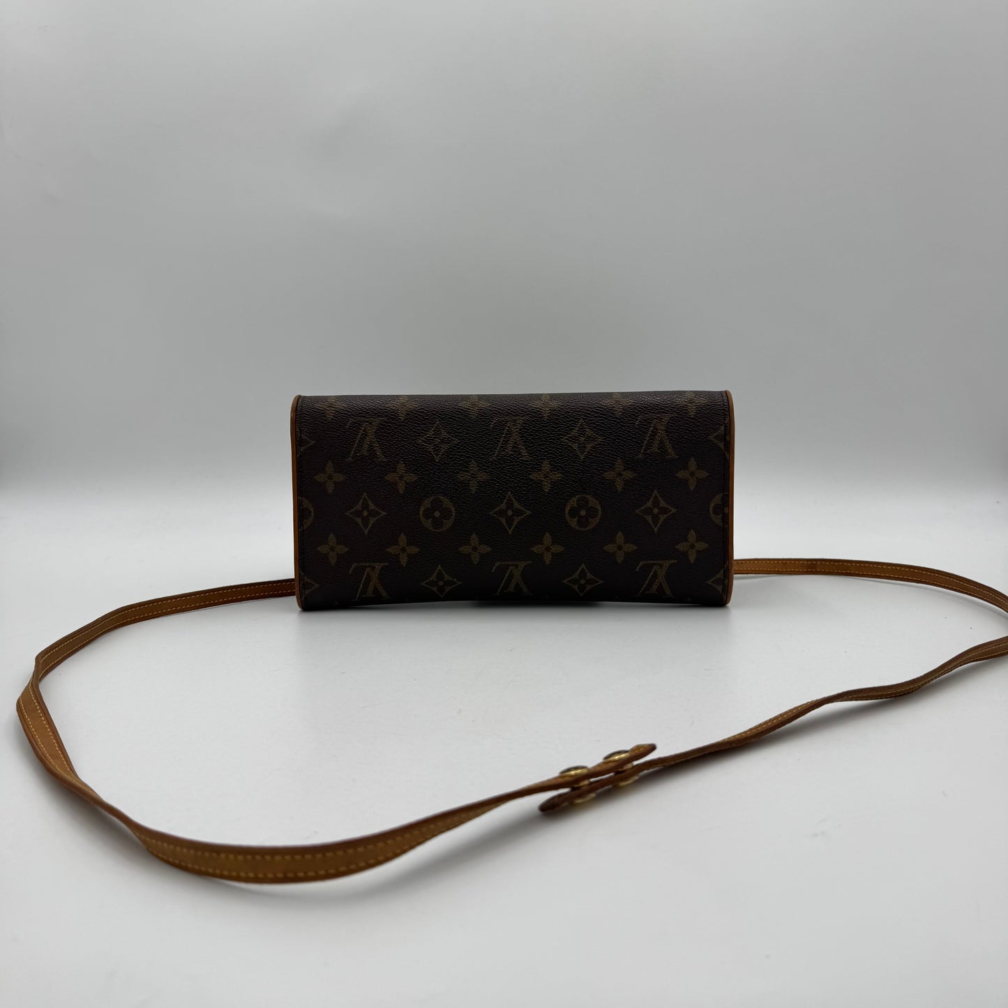Louis Vuitton Monogram Pochette Twin GM