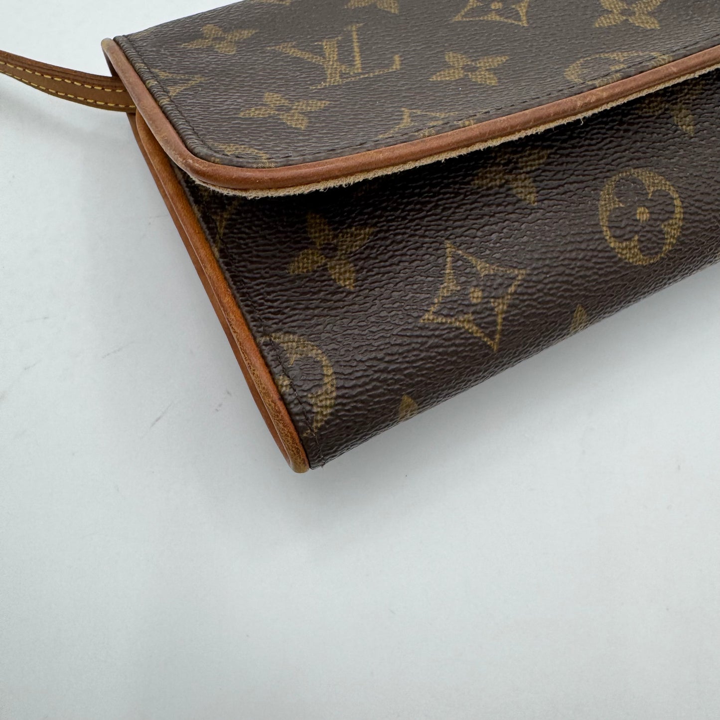 Louis Vuitton Monogram Pochette Twin GM