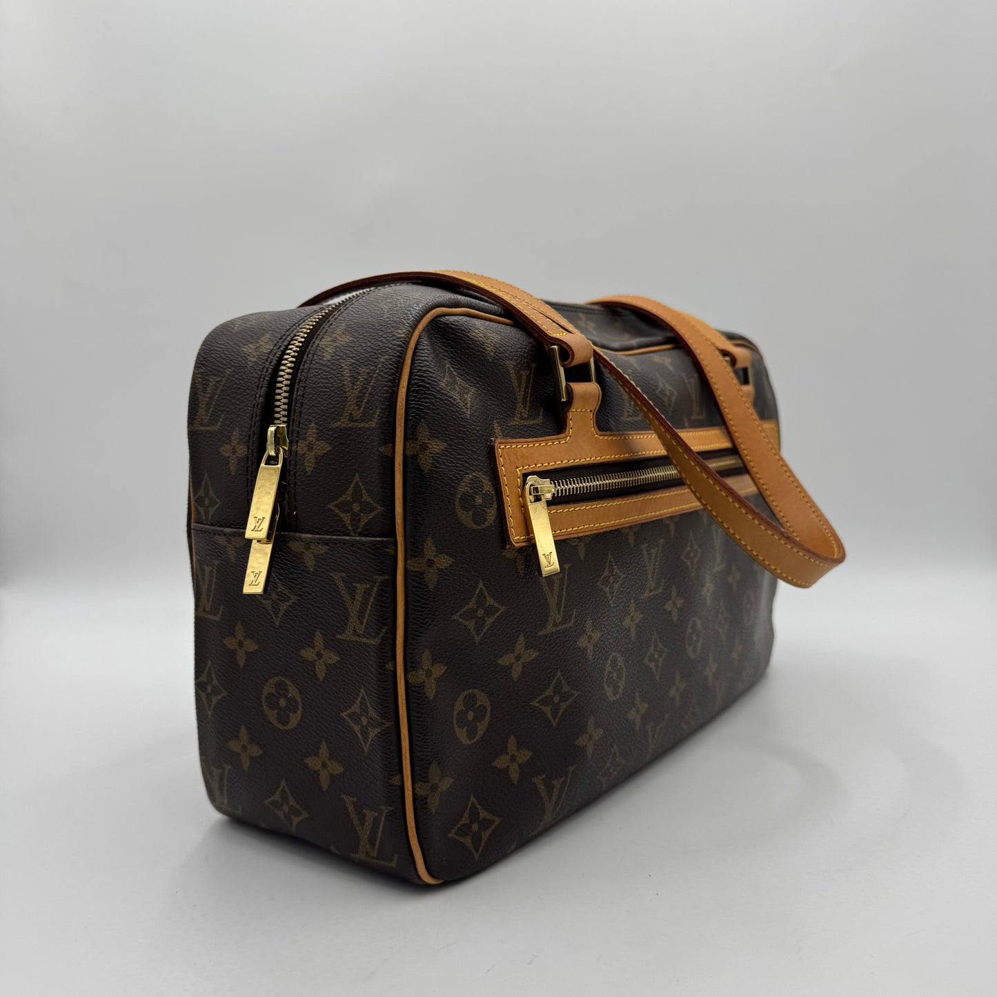 Louis Vuitton Monogram Cite GM