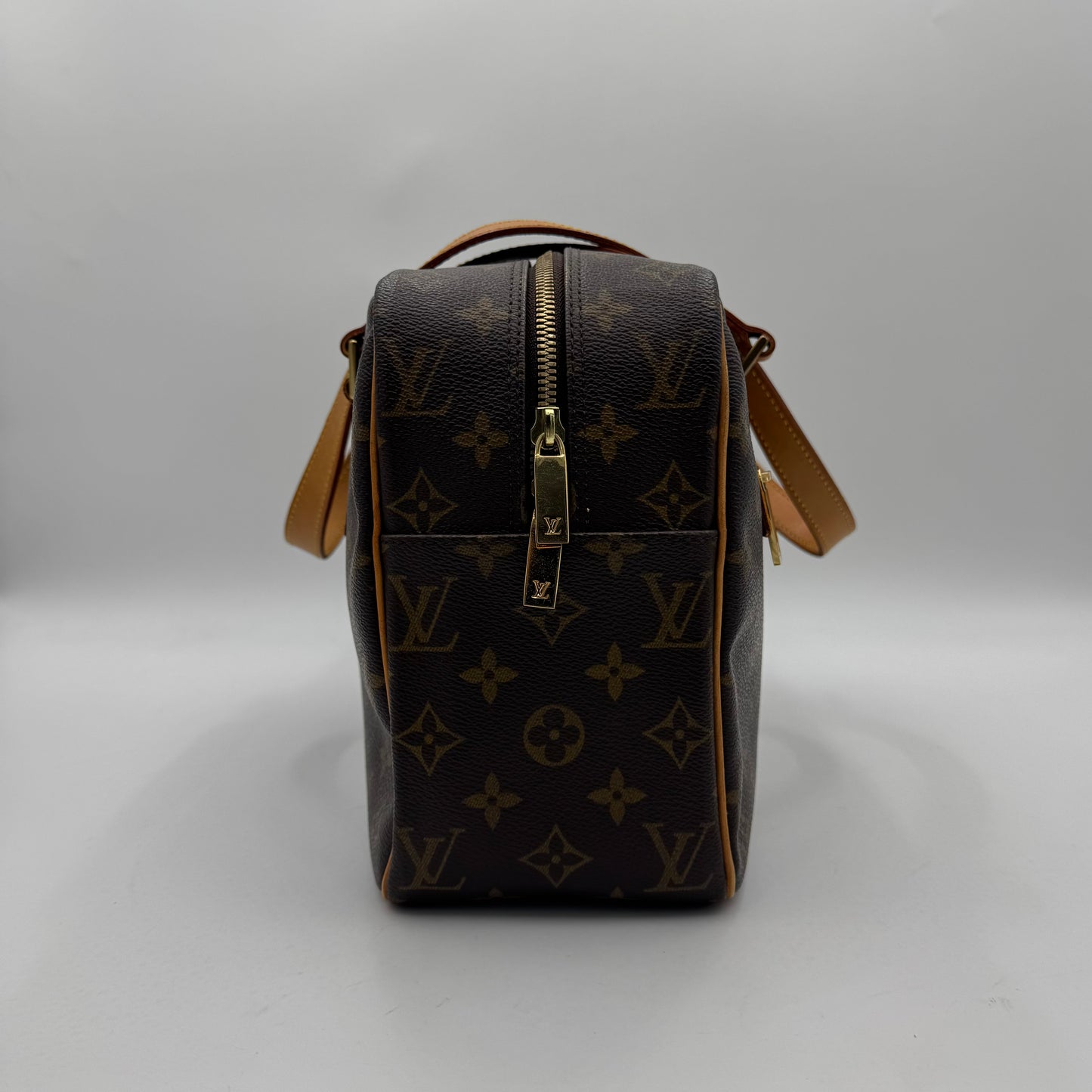 Louis Vuitton Monogram Cite GM