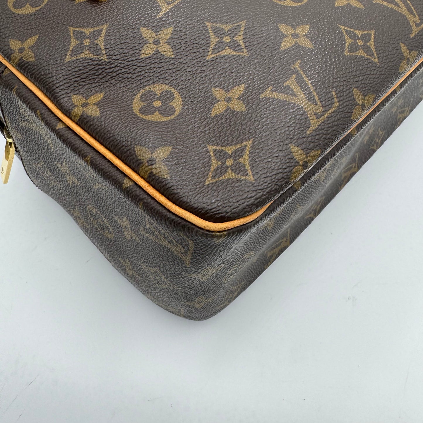 Louis Vuitton Monogram Cite GM