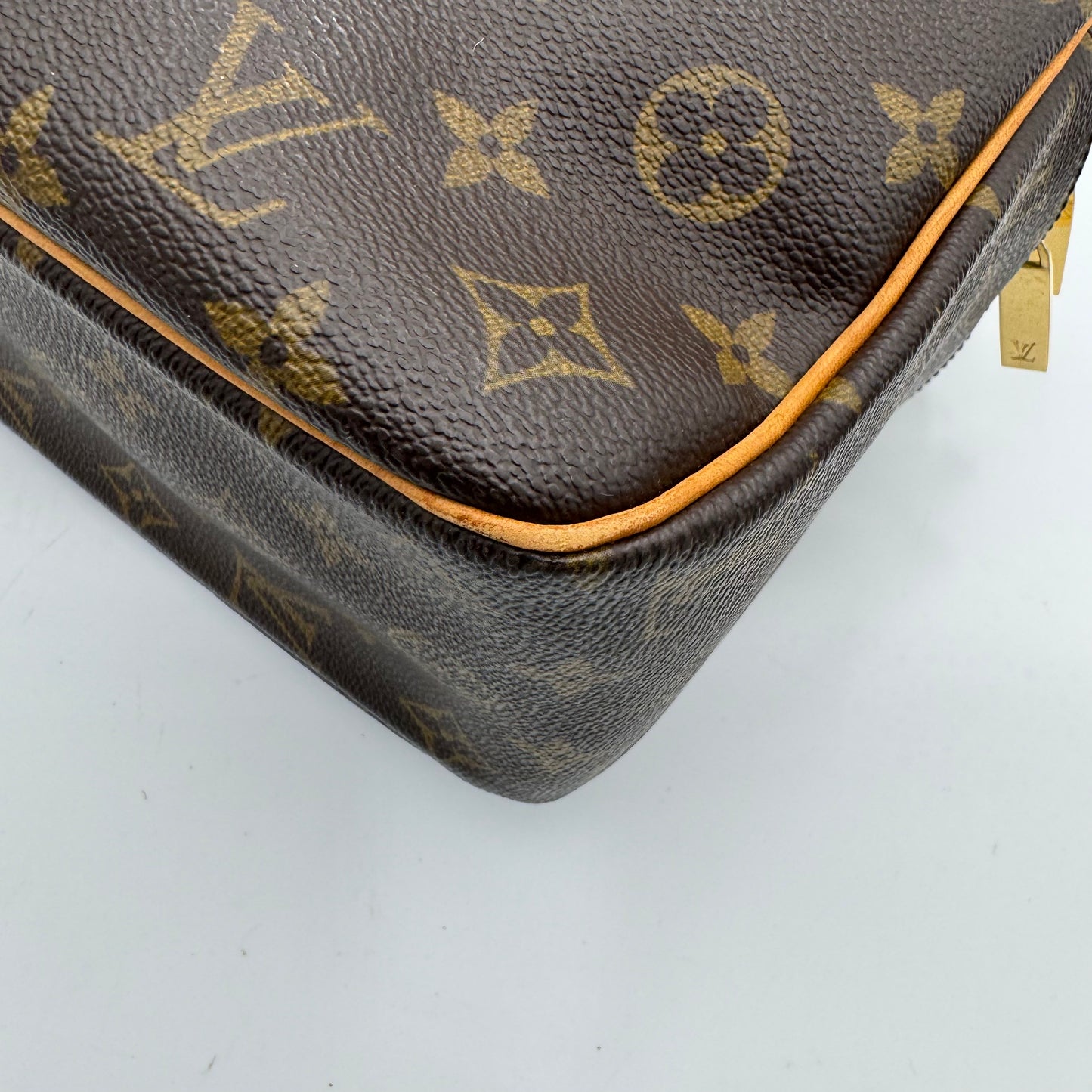 Louis Vuitton Monogram Cite GM