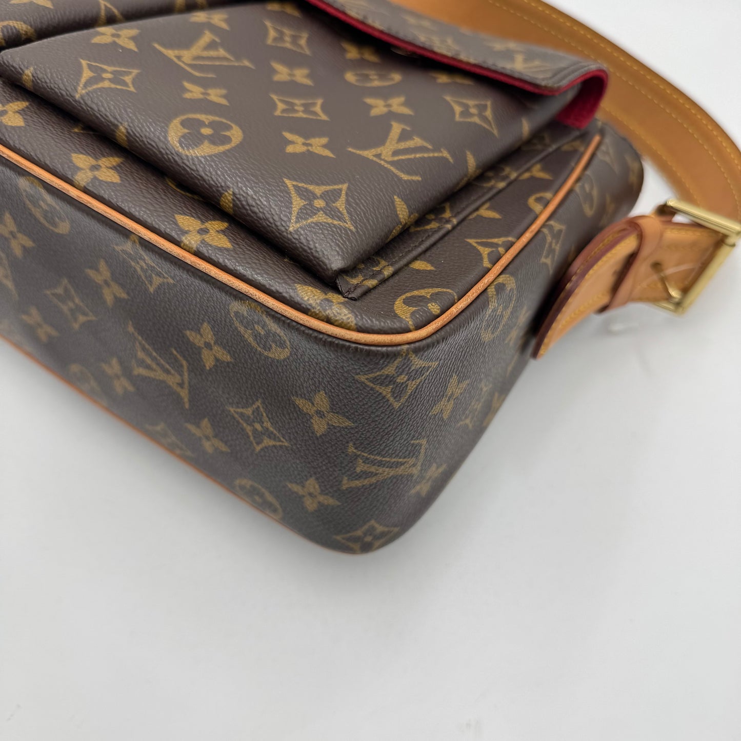 Louis Vuitton Monogram Viva Cite GM