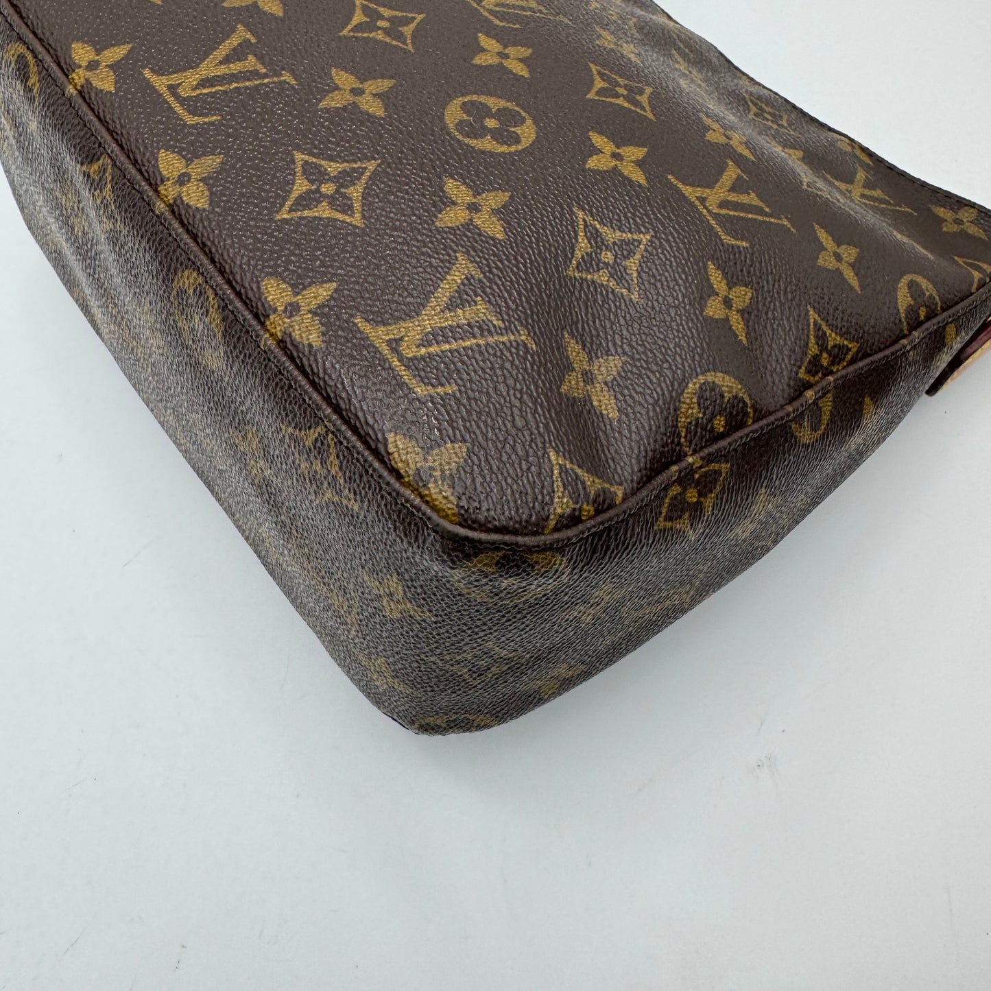 Louis Vuitton Monogram Looping MM