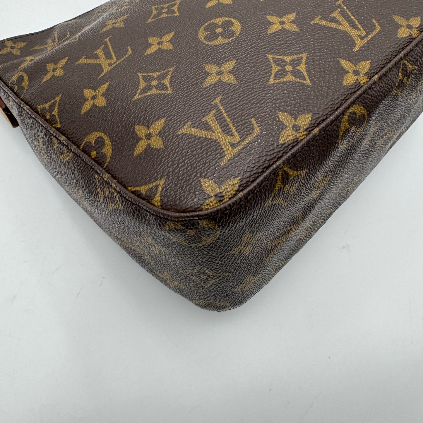 Louis Vuitton Monogram Looping MM