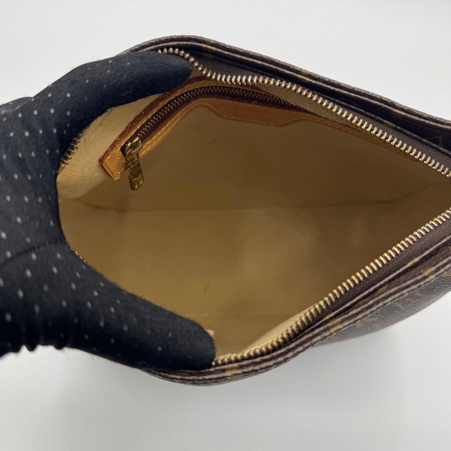Louis Vuitton Monogram Looping MM