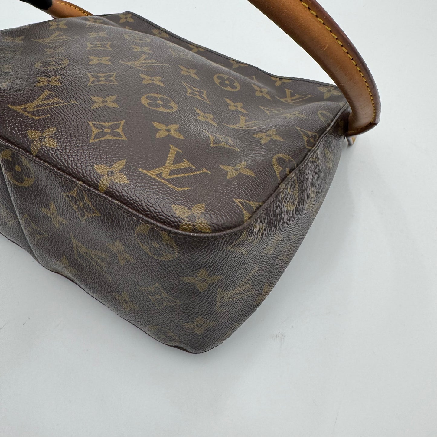 Louis Vuitton Monogram Looping MM