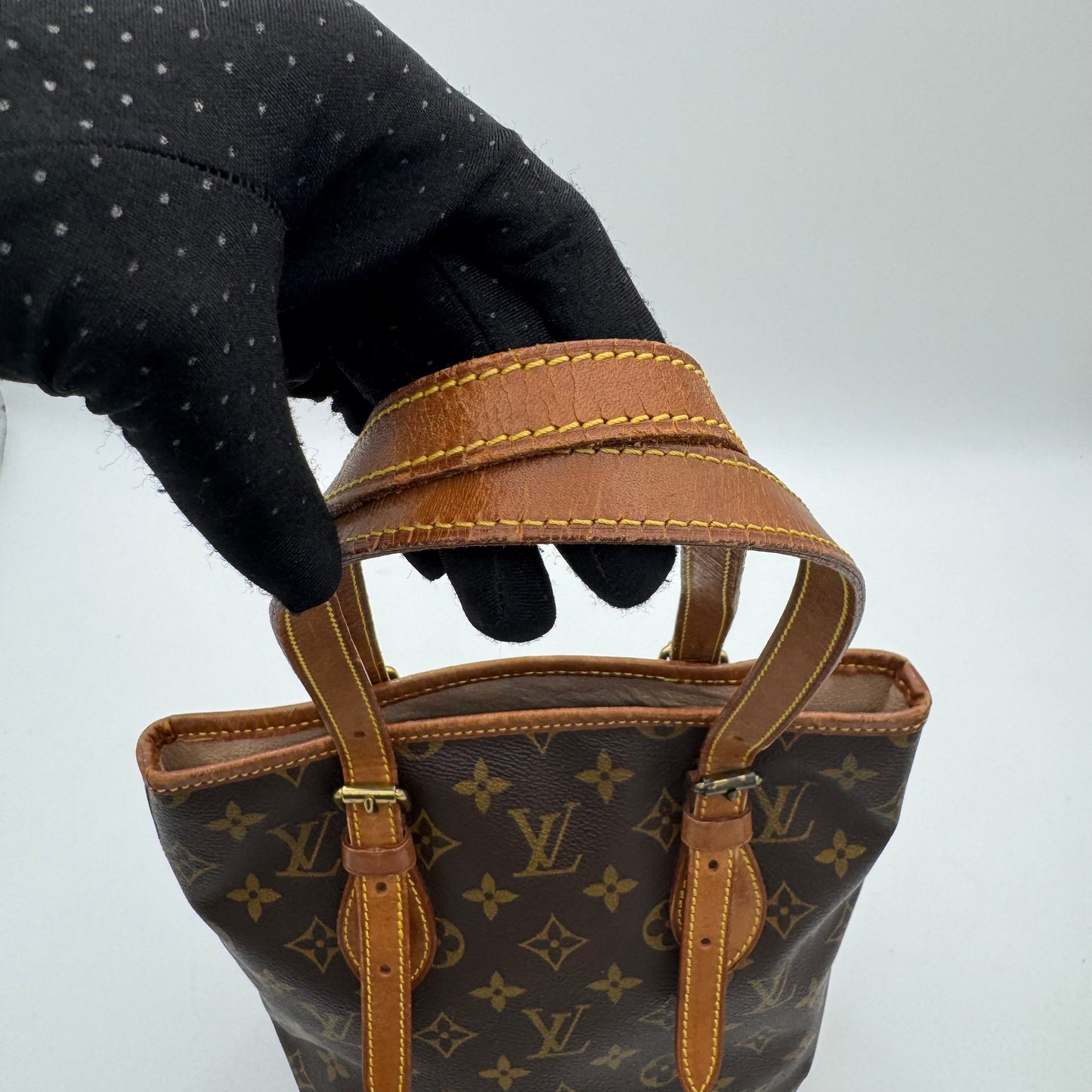 Louis Vuitton Monogram Bucket PM with Pouch
