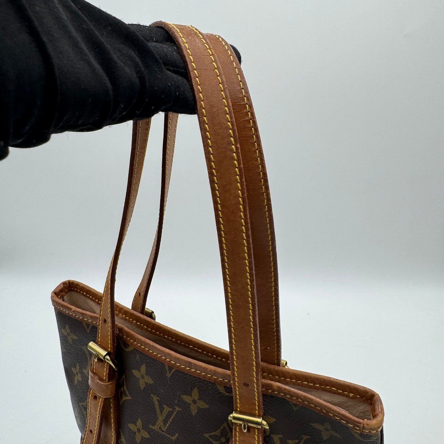 Louis Vuitton Monogram Bucket PM with Pouch