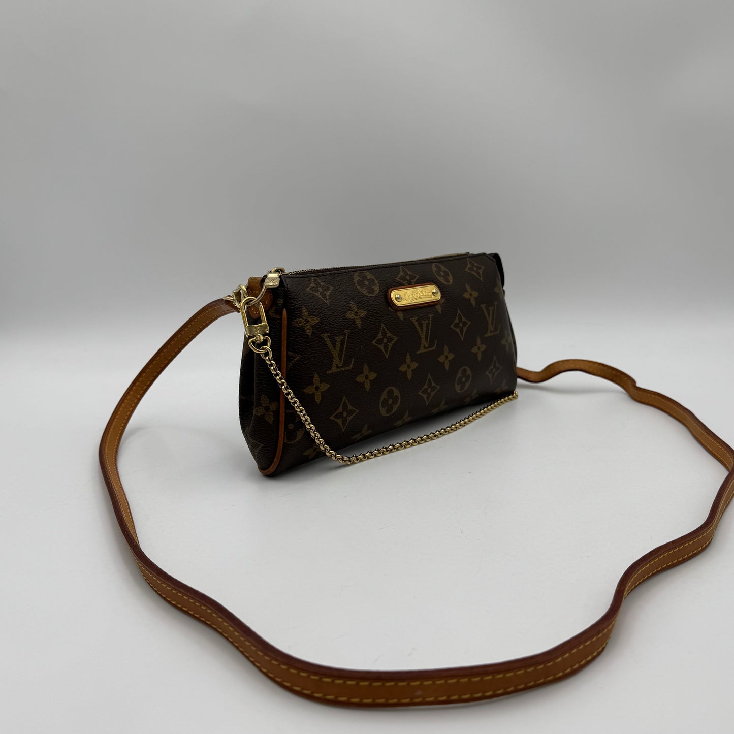 Louis Vuitton Monogram Eva Pochette