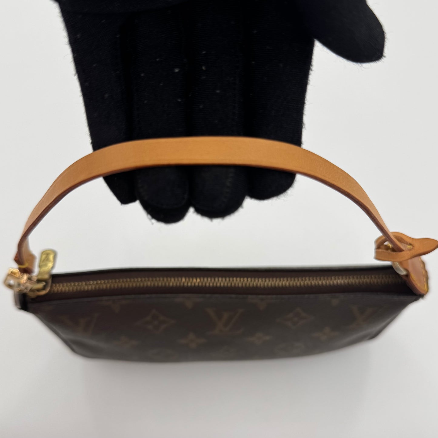 Louis Vuitton Monogram Pochette