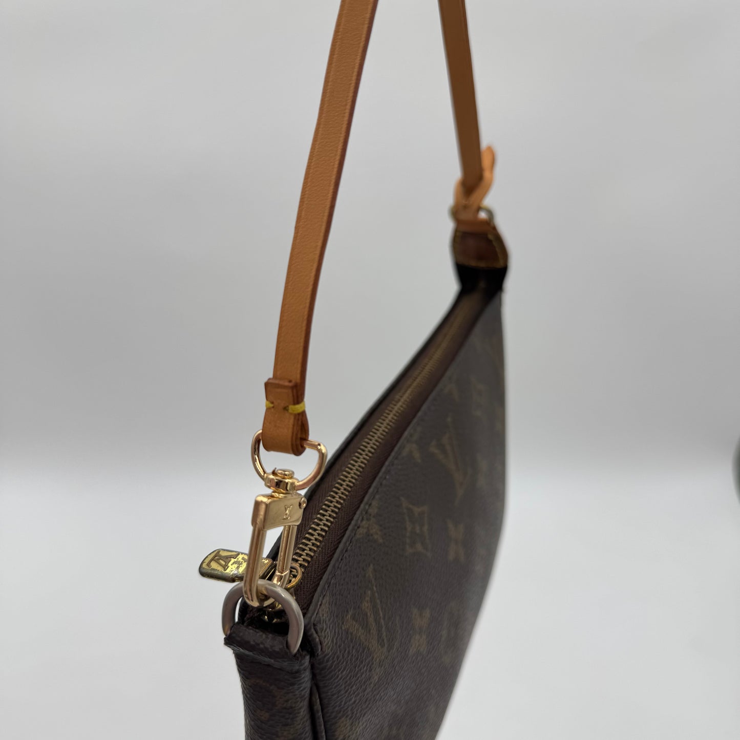 Louis Vuitton Monogram Pochette