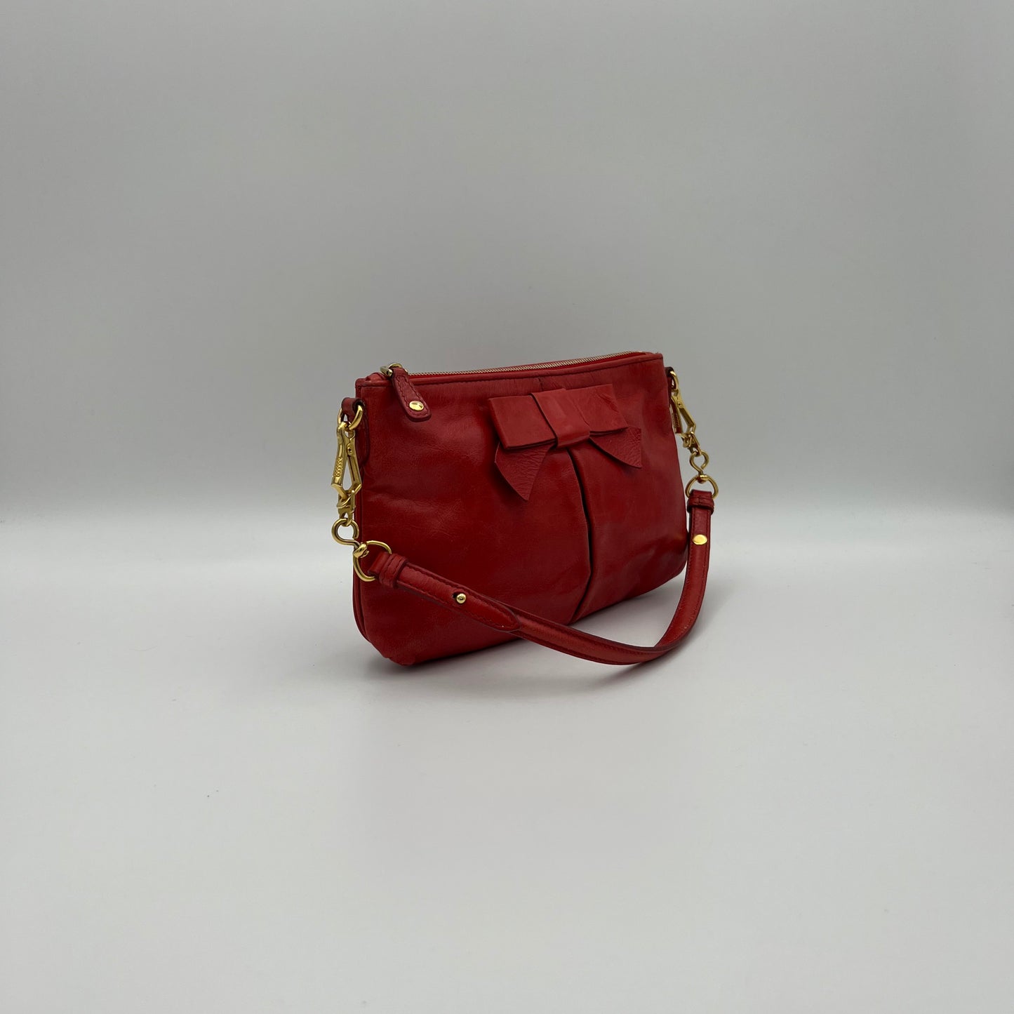 Miu Miu Red Vitello Shine Bow Pochette