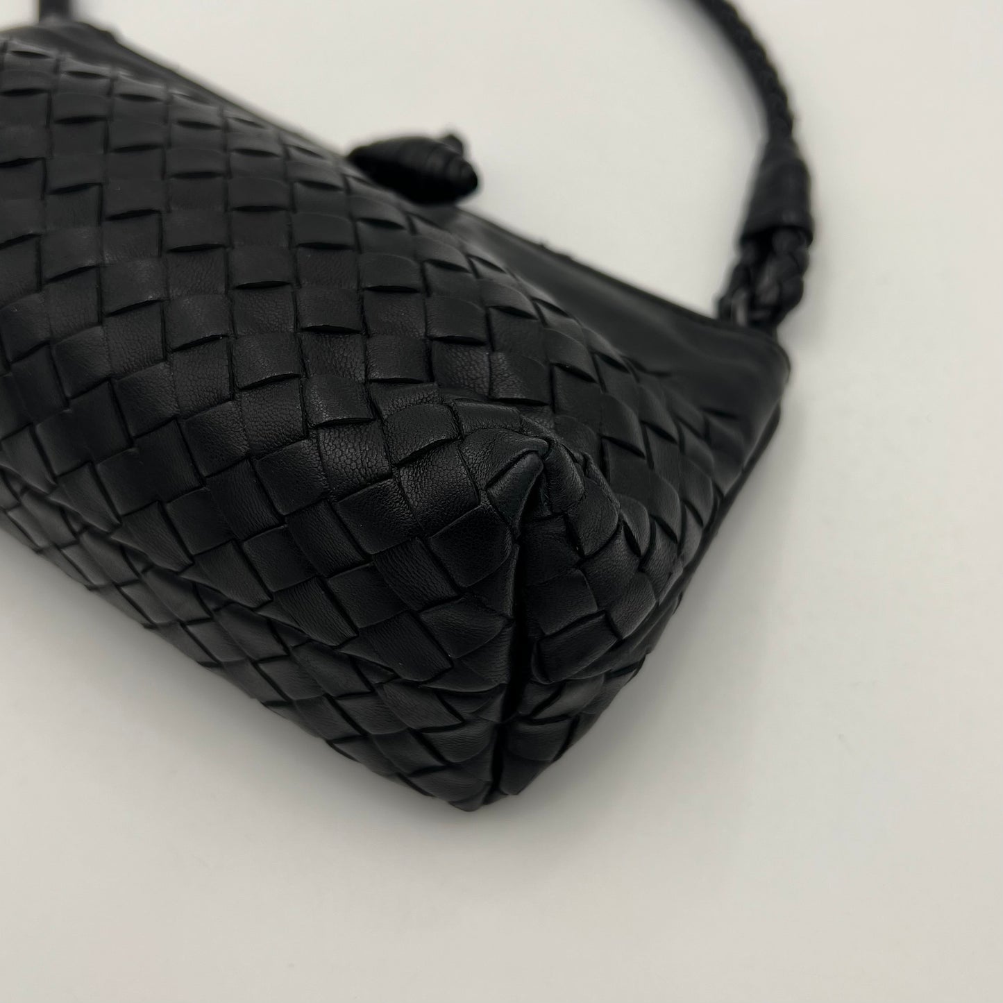 Bottega Veneta Black Intrecciato Pochette