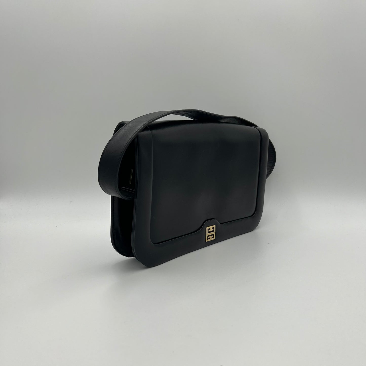 Givenchy Sac Vintage Black Leather Logo Full Flap Shoulder Bag