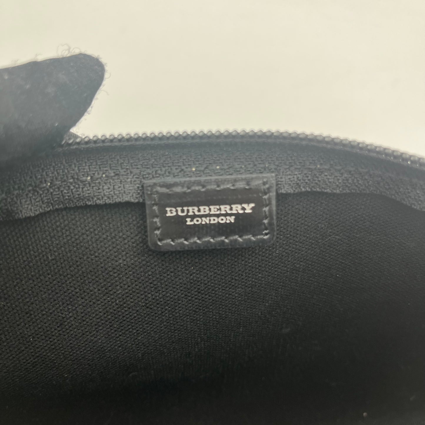 Burberry Nova Check PVC Pochette (1)