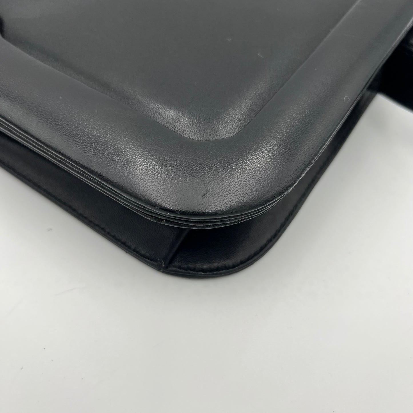 Givenchy Sac Vintage Black Leather Logo Full Flap Shoulder Bag