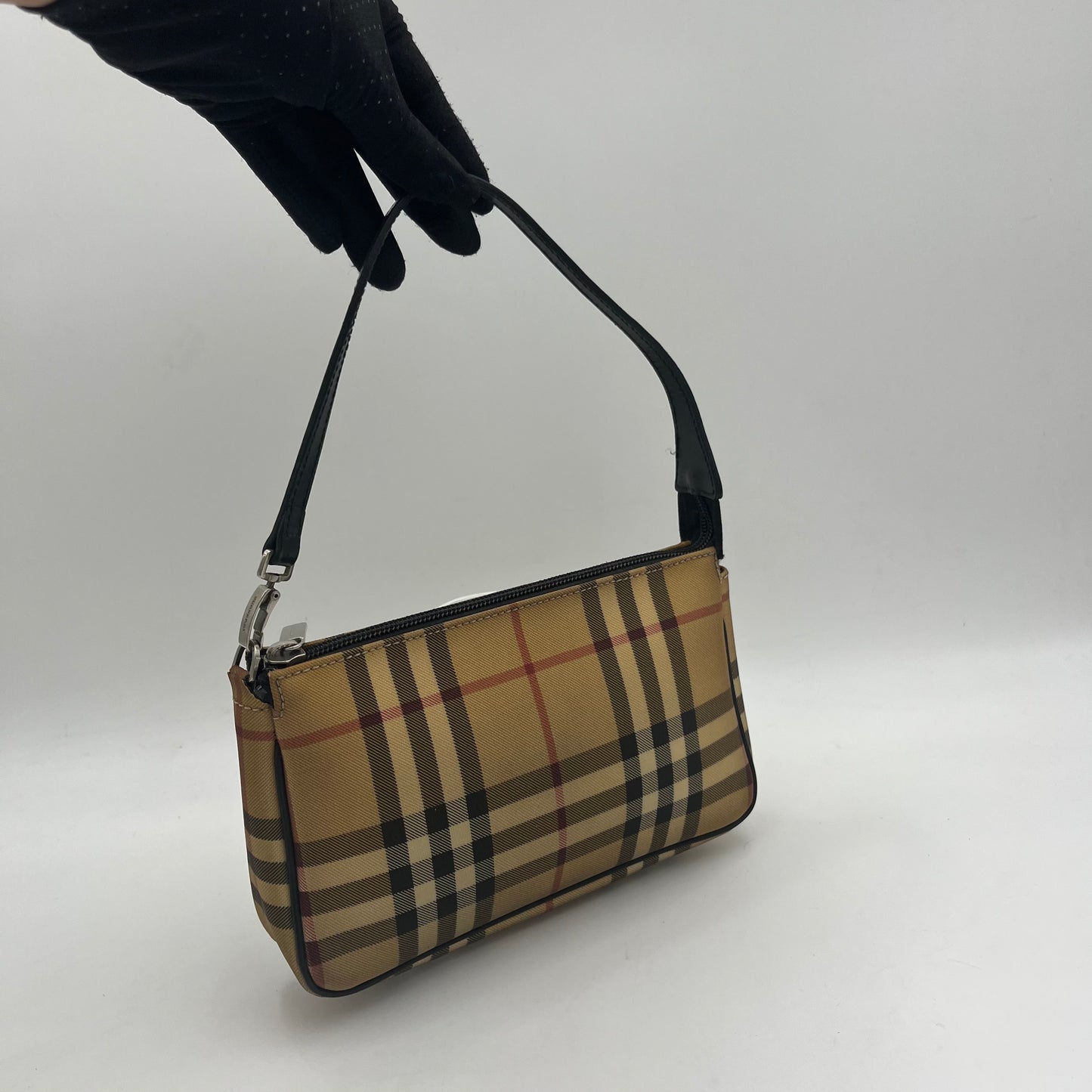 Burberry Nova Check PVC Pochette (2)