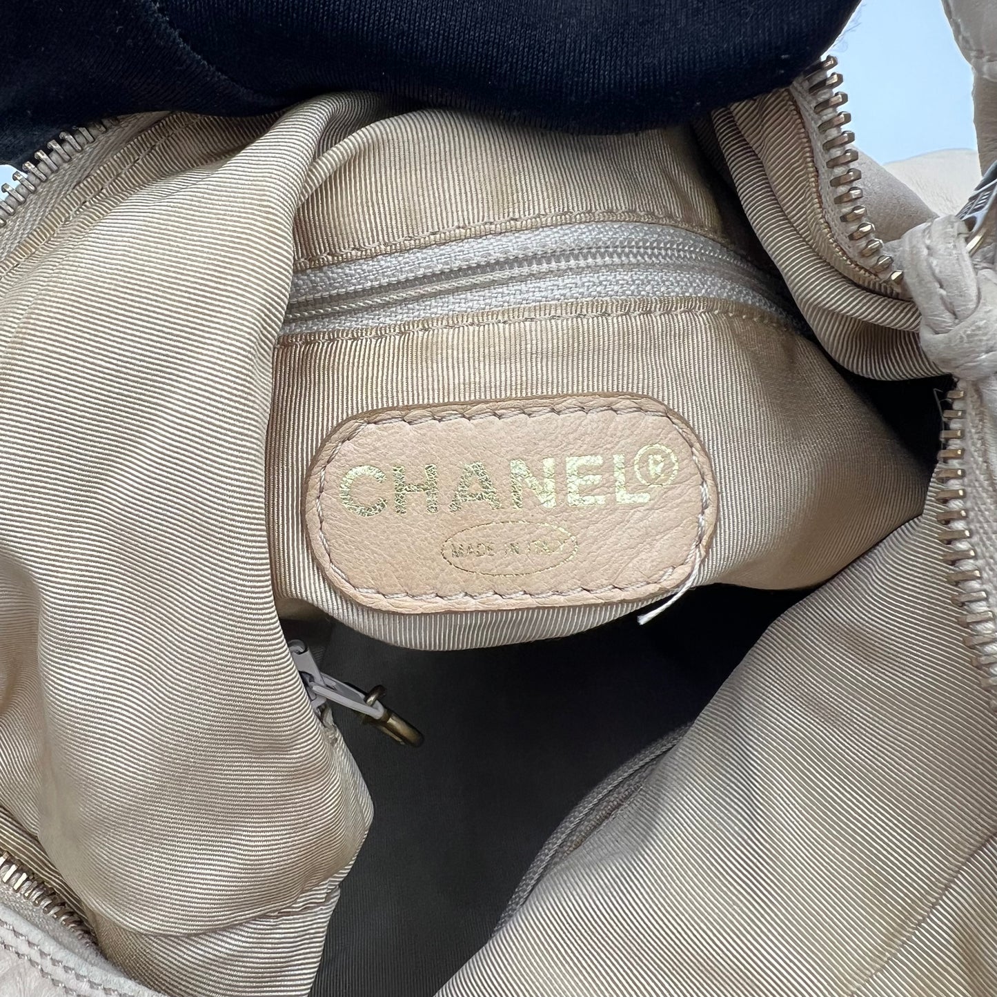 Chanel CC Logo Leather Hobo Shoulder Bag