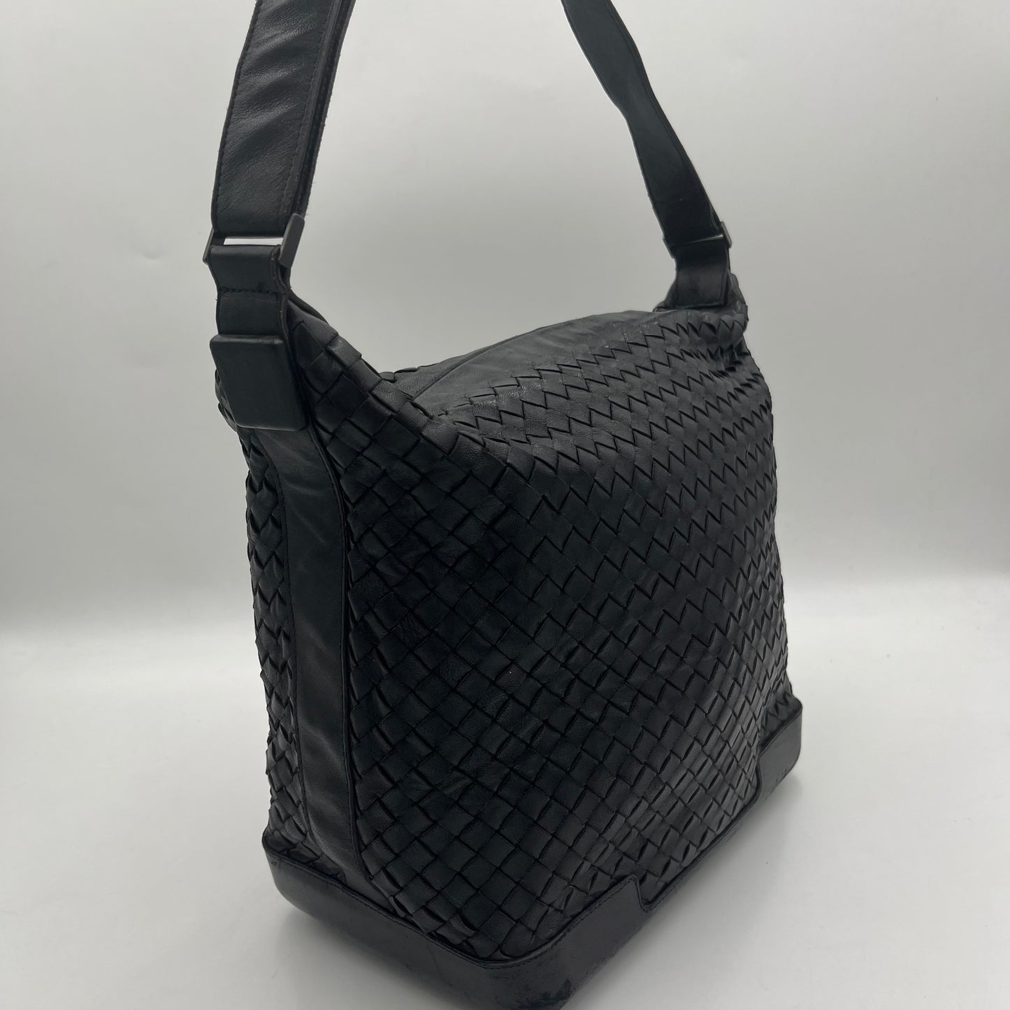 Bottega Veneta Black Intrecciato Hobo Shoulder Bag