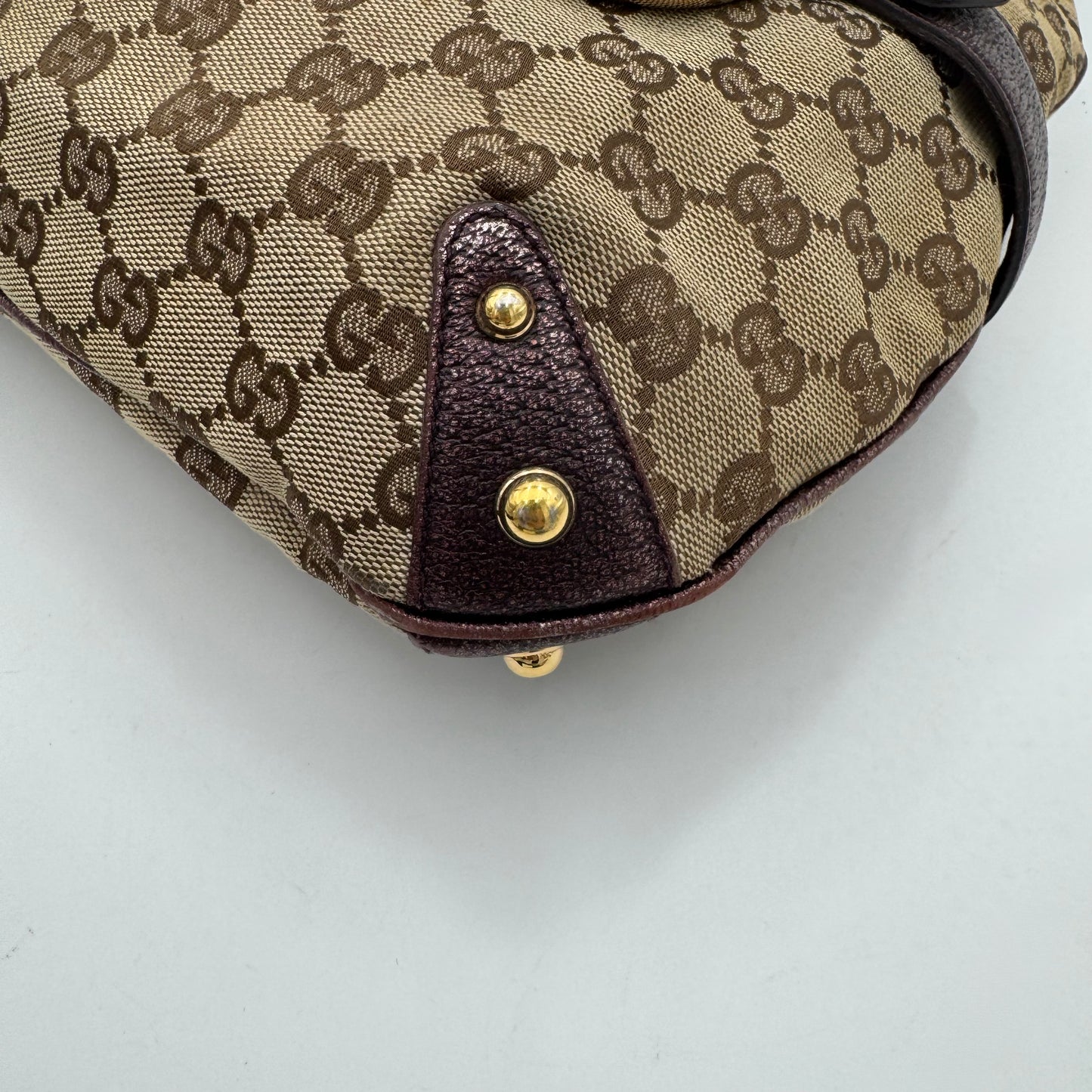 Gucci Beige Monogram Canvas Metallic Purple Leather Horsebit Chain Hobo Bag