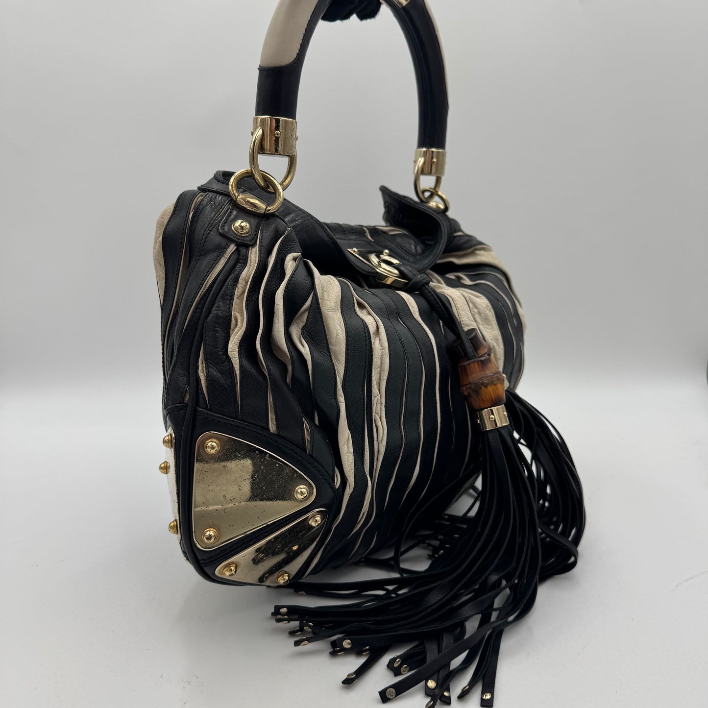Gucci Black and White Pleated Leather Indy Babouska