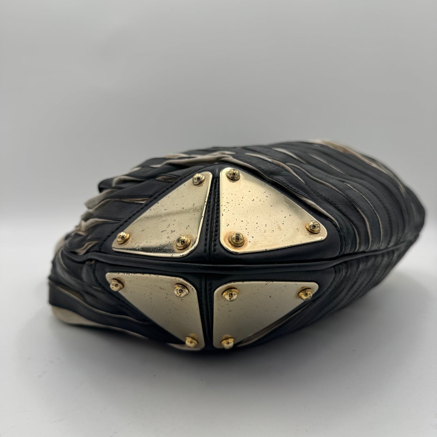 Gucci Black and White Pleated Leather Indy Babouska