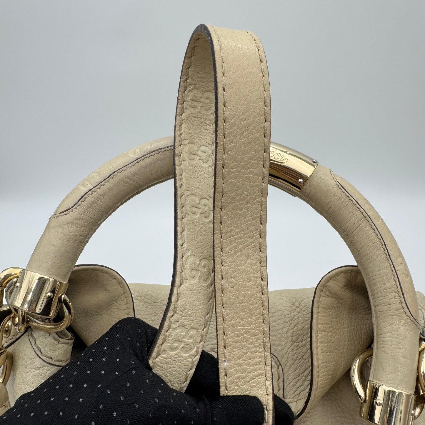 Gucci Ivory Leather Indy Babouska Hobo Bag