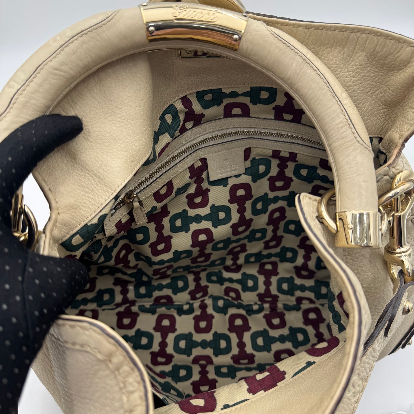 Gucci Ivory Leather Indy Babouska Hobo Bag