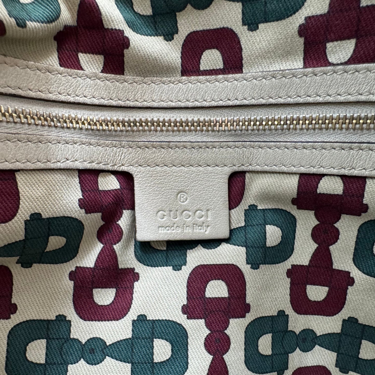 Gucci Ivory Leather Indy Babouska Hobo Bag