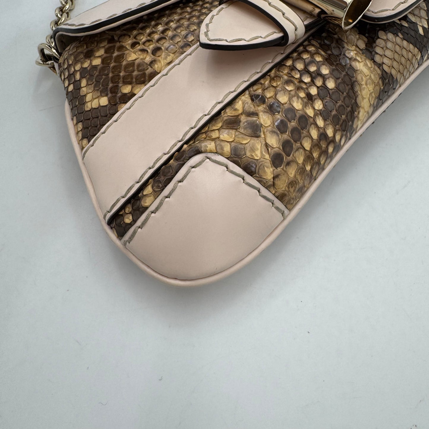 Gucci Python Queen Bow Buckle Clutch Chain Bag