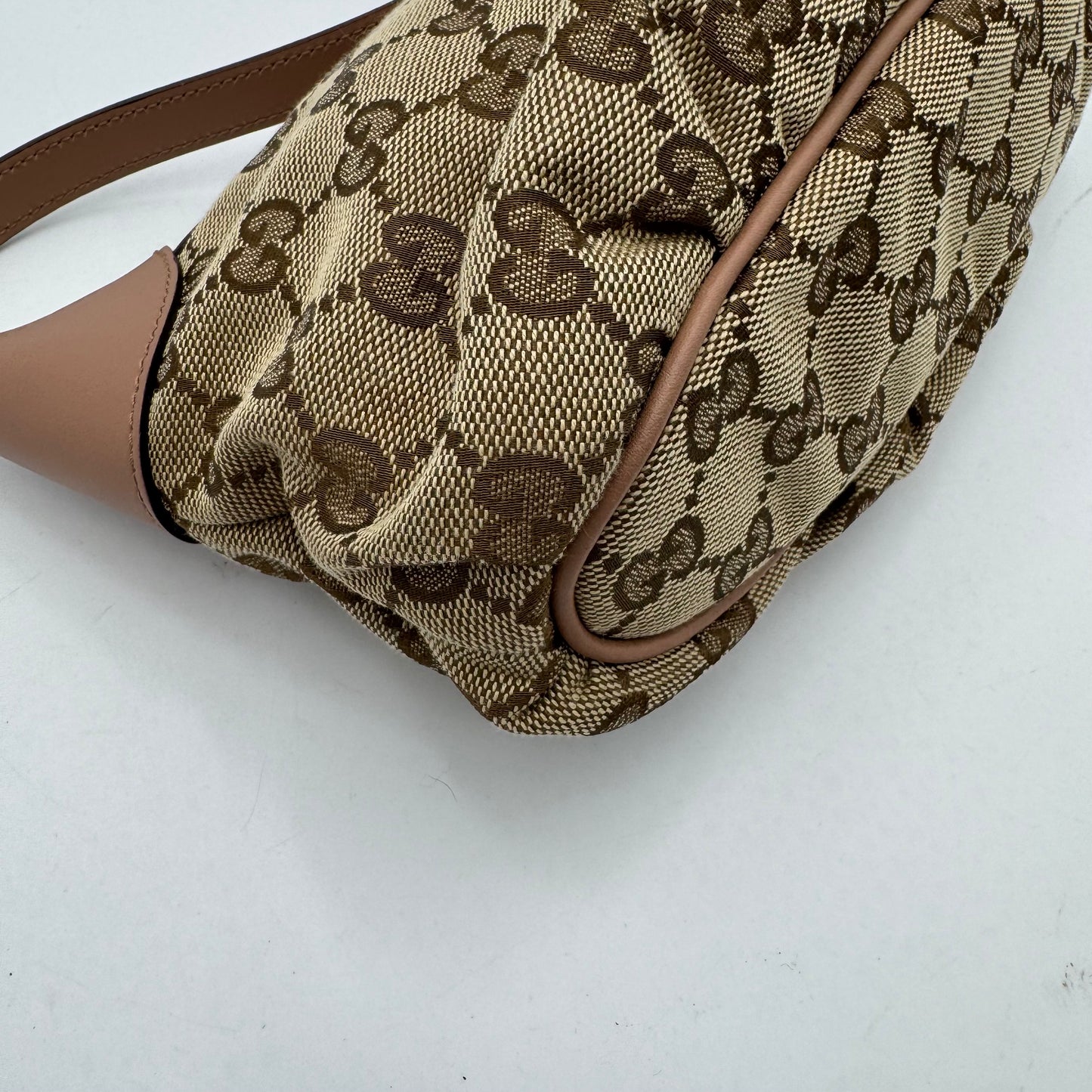 Gucci Beige Monogram Canvas Pink Leather Hobo Pochette