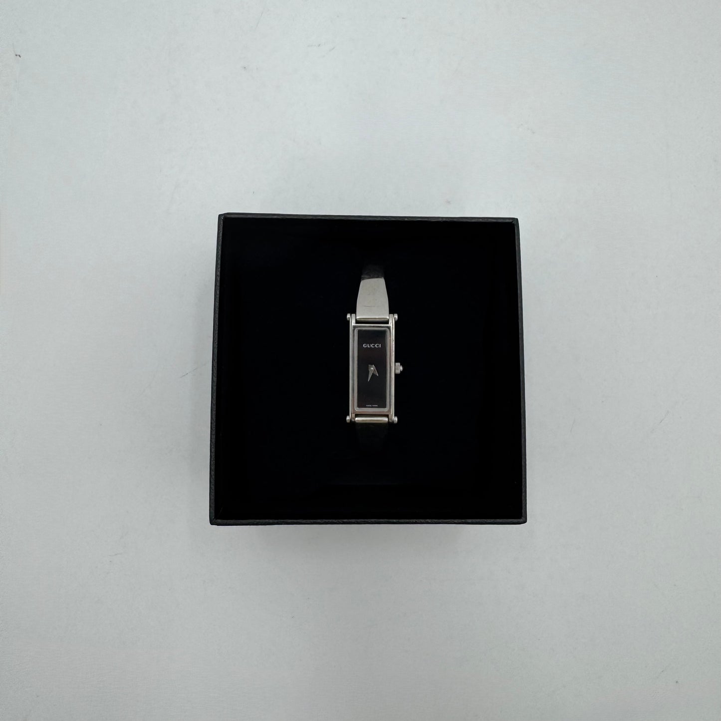 Gucci 1500L Black Dial Rectangle Quartz Ladies Watch