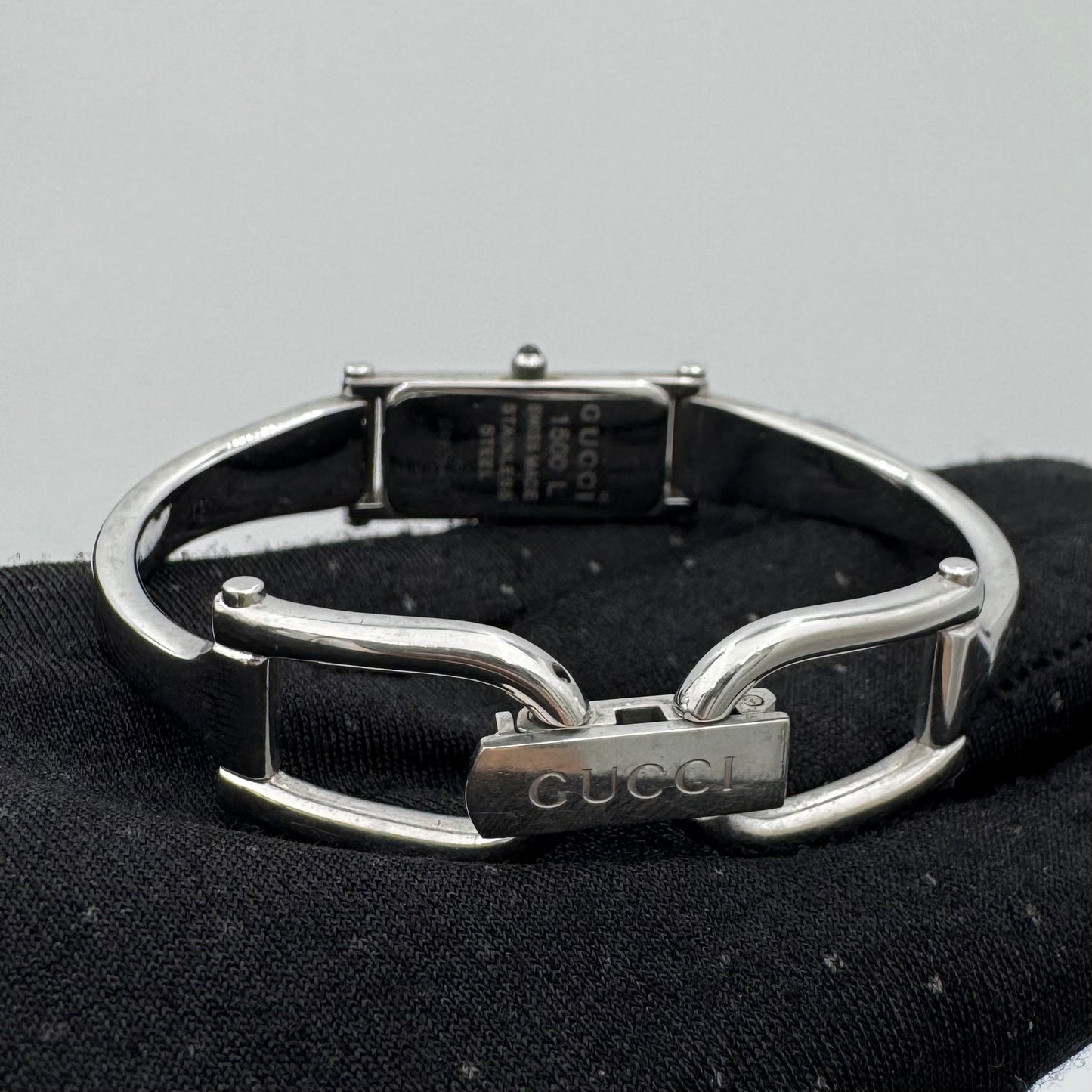 Gucci 1500L Black Dial Rectangle Quartz Ladies Watch