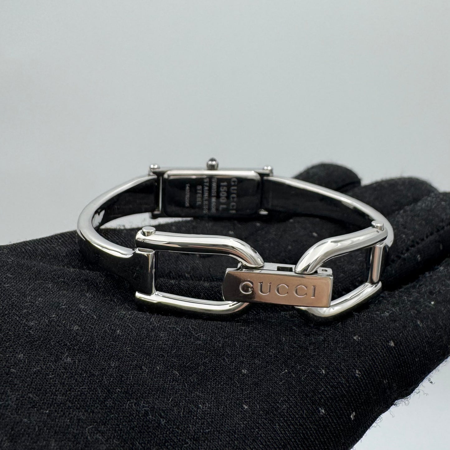 Gucci Vintage 1500L Pink Guccissima Dial with Single Diamond Marker Stainless Steel Quartz Ladies Bangle Watch