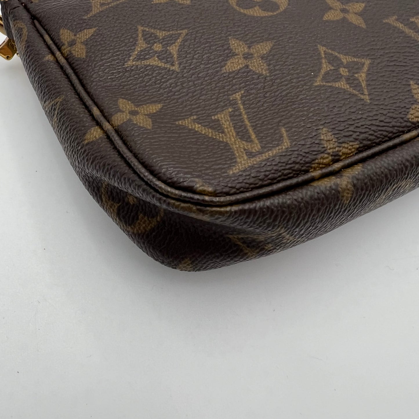 LV Monogram Pochette