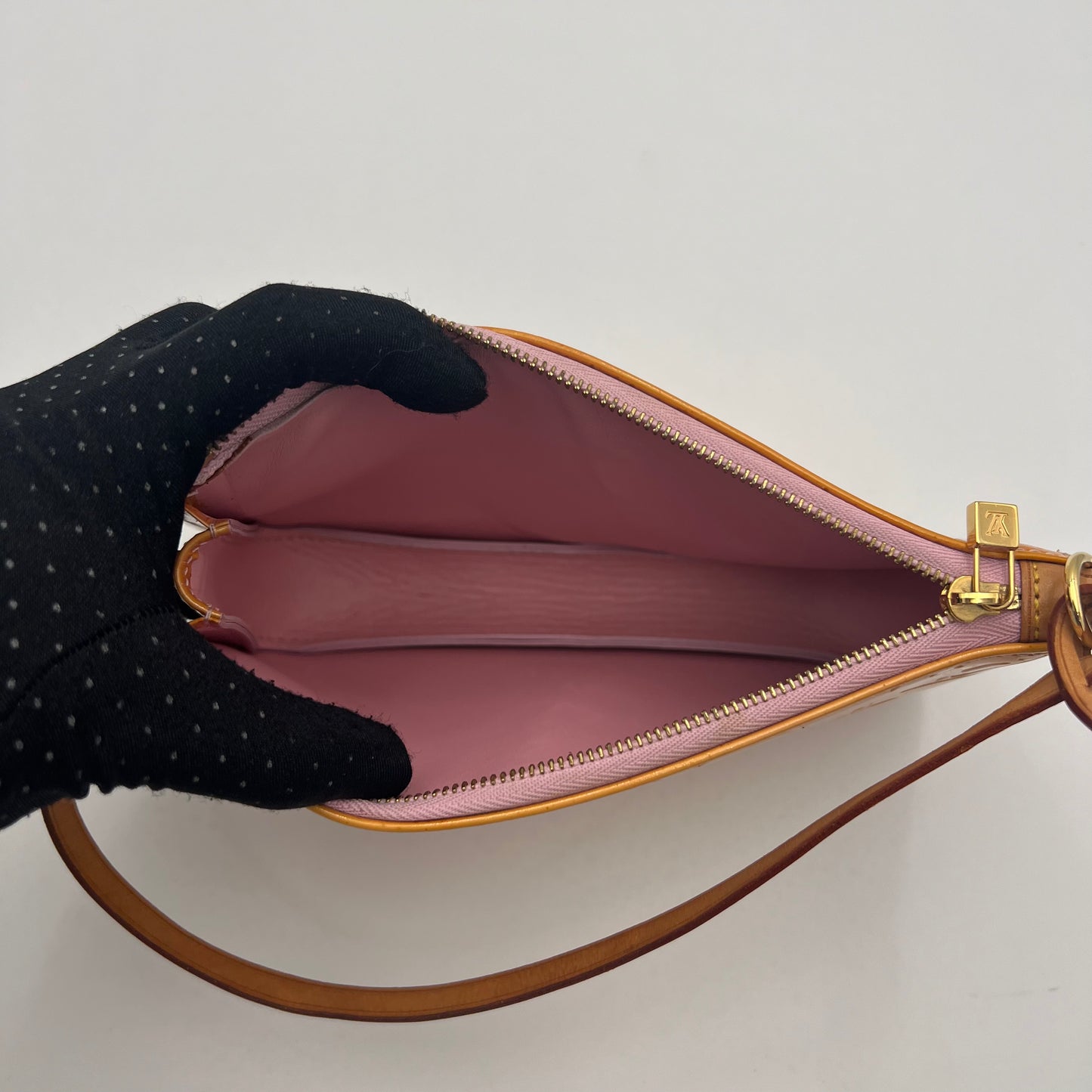 LV Yellow Vernis Pochette