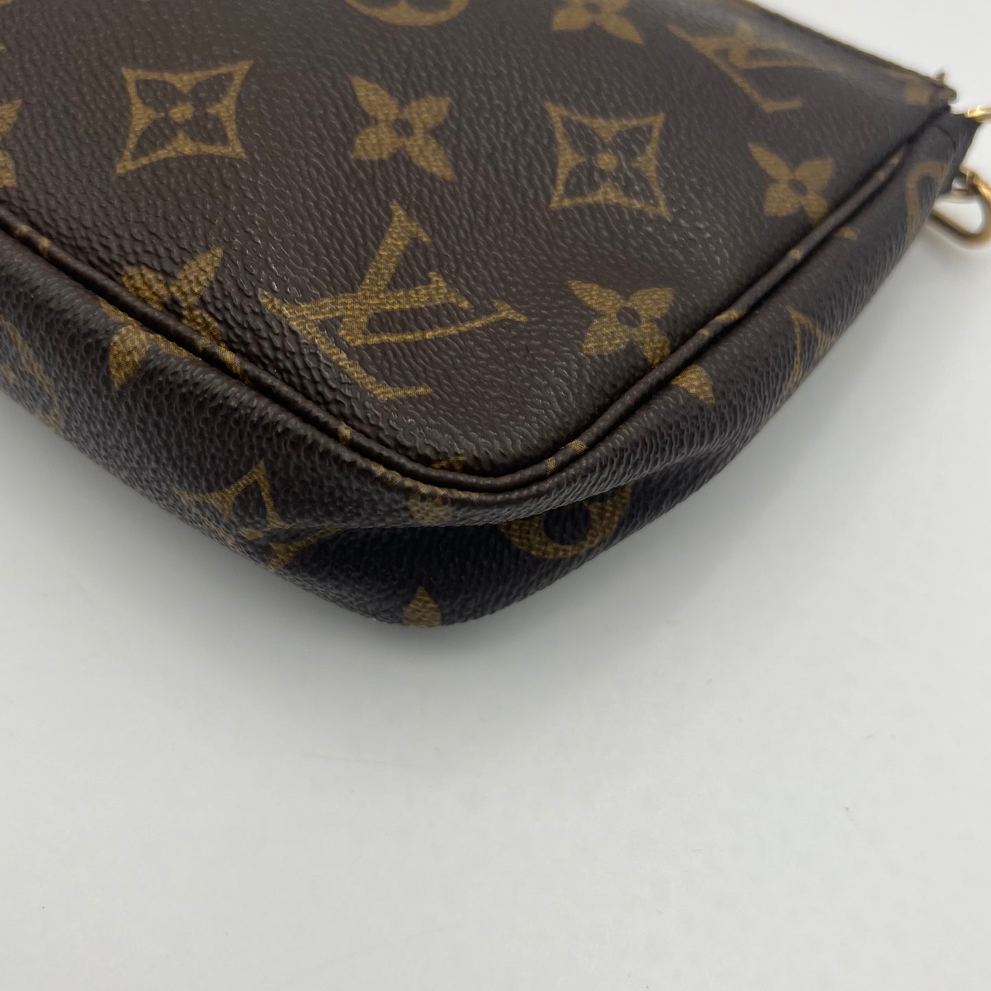 LV Monogram Pochette