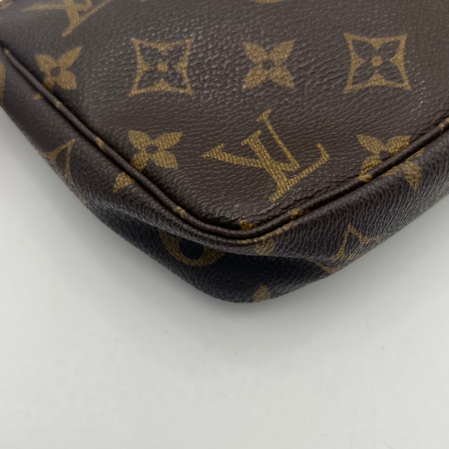 LV Monogram Pochette