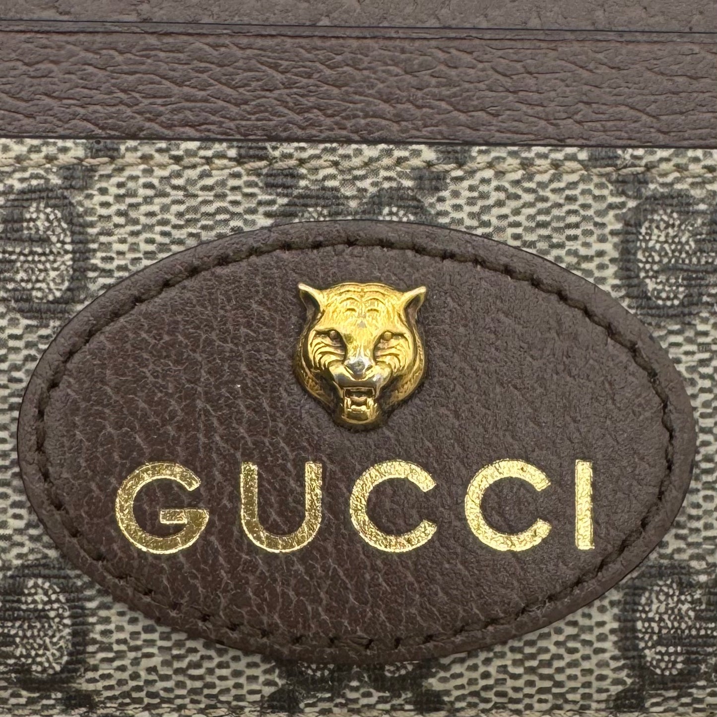 Gucci Neo Vintage GG Supreme Tiger Head Card Holder