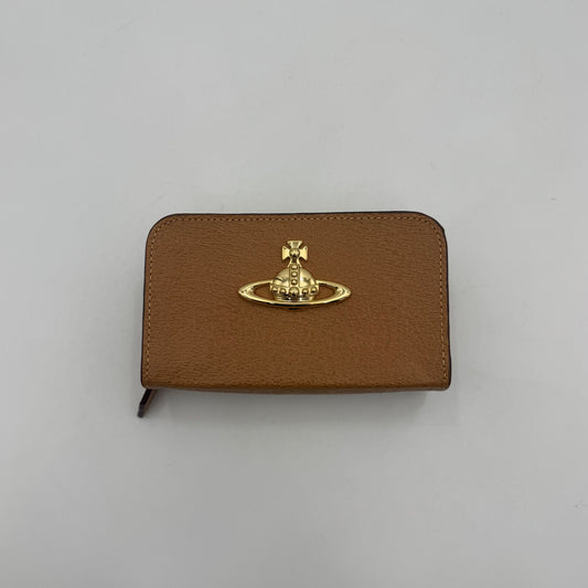 Vivienne Westwood Camel Leather Orb Hardware Executive Multi-Case