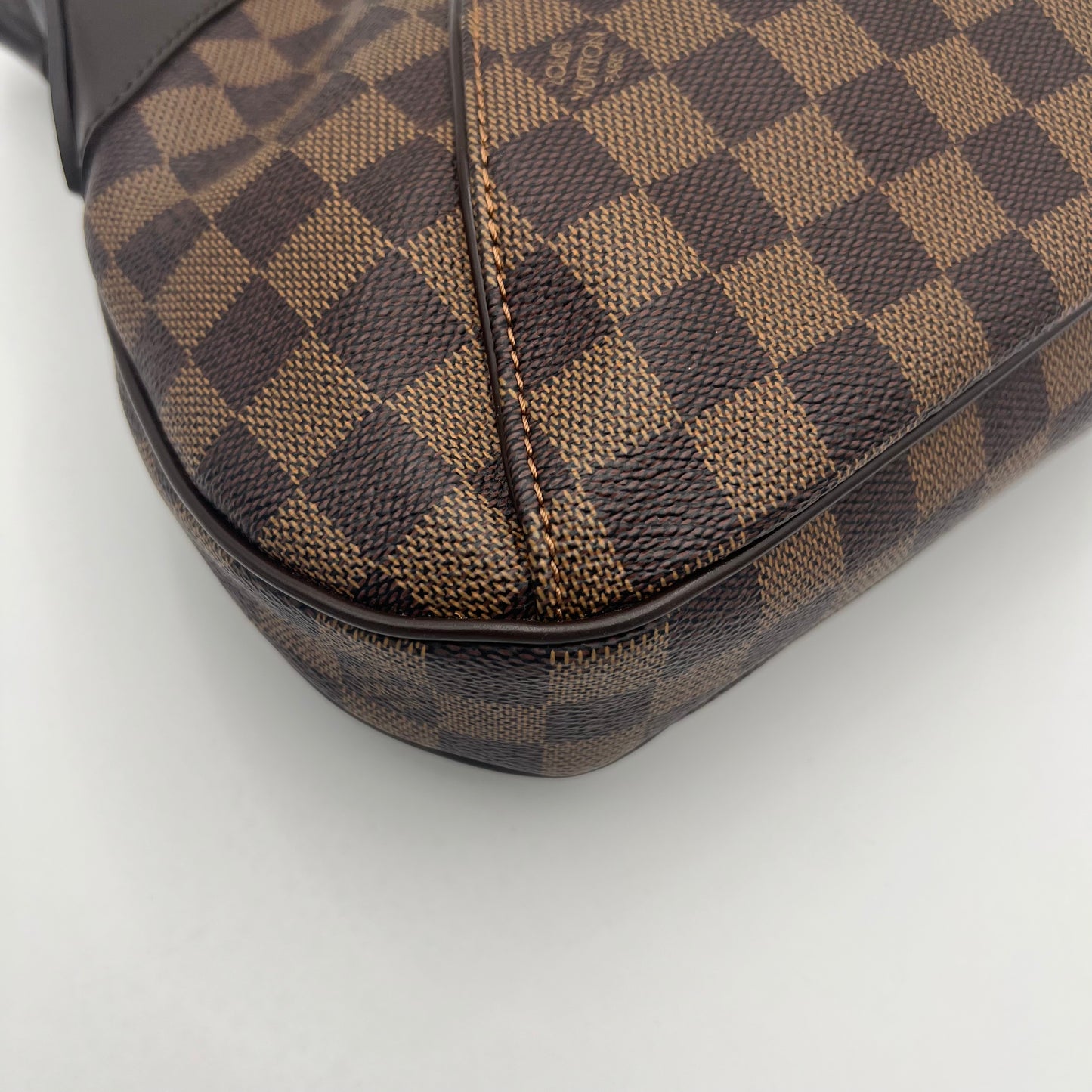 LV Damier Ebene Thames PM