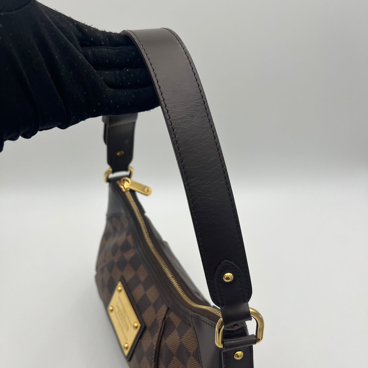 LV Damier Ebene Thames PM