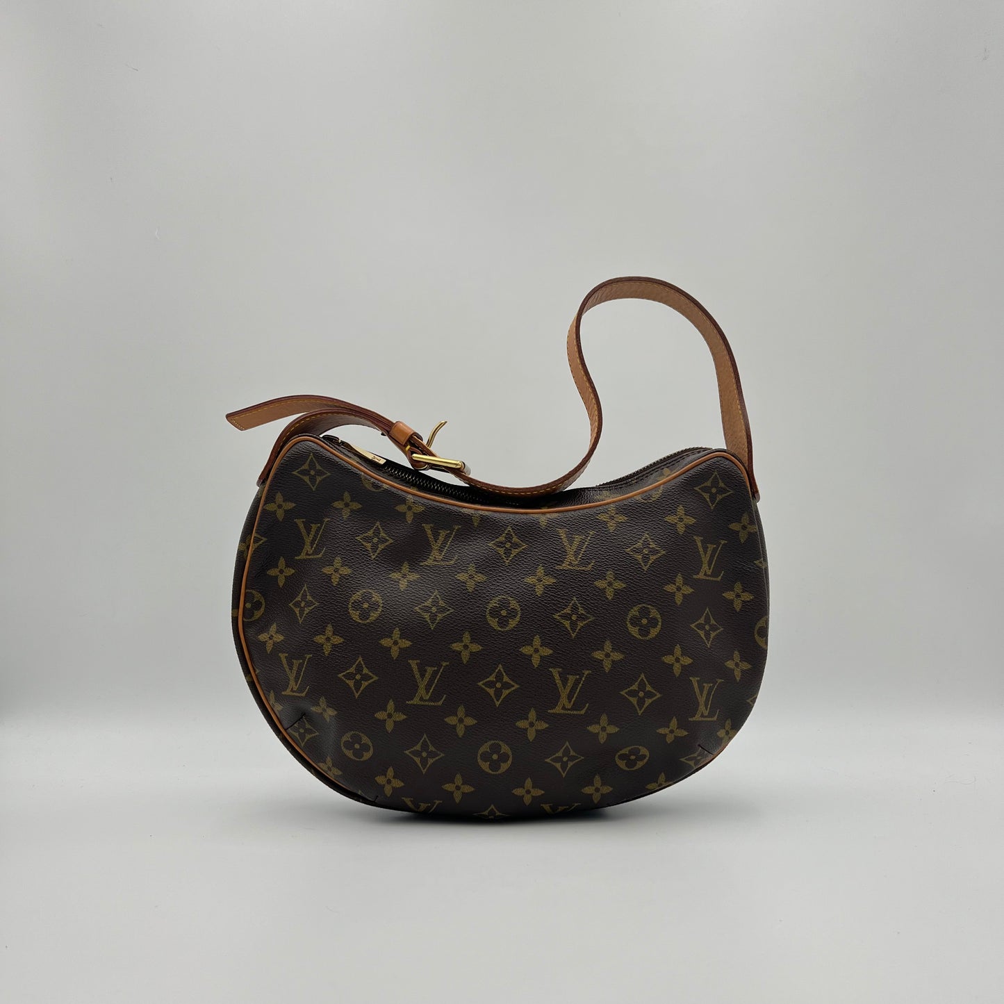 LV Monogram Croissant MM