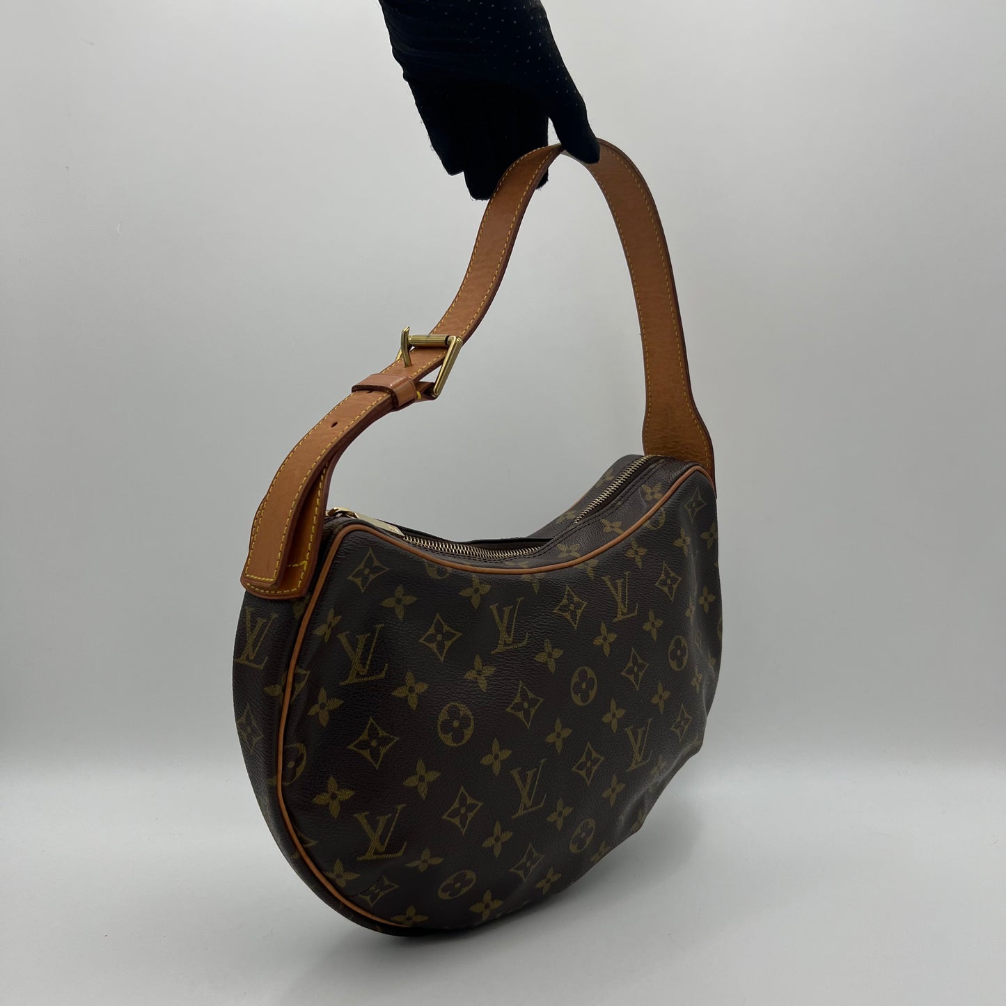 LV Monogram Croissant MM