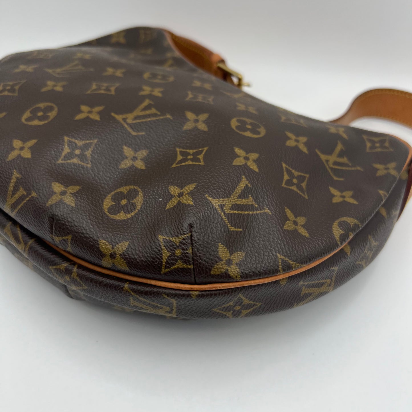LV Monogram Croissant MM