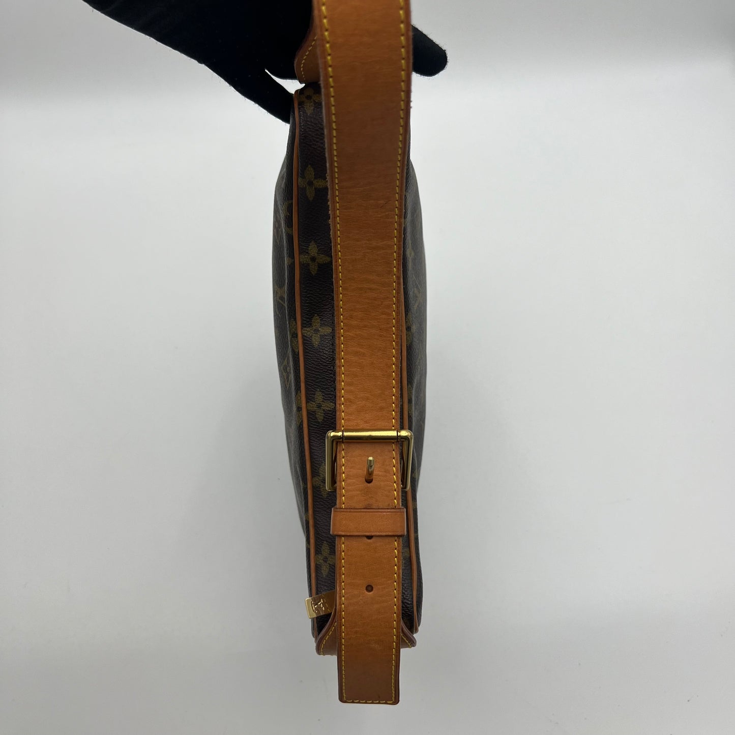 LV Monogram Croissant MM